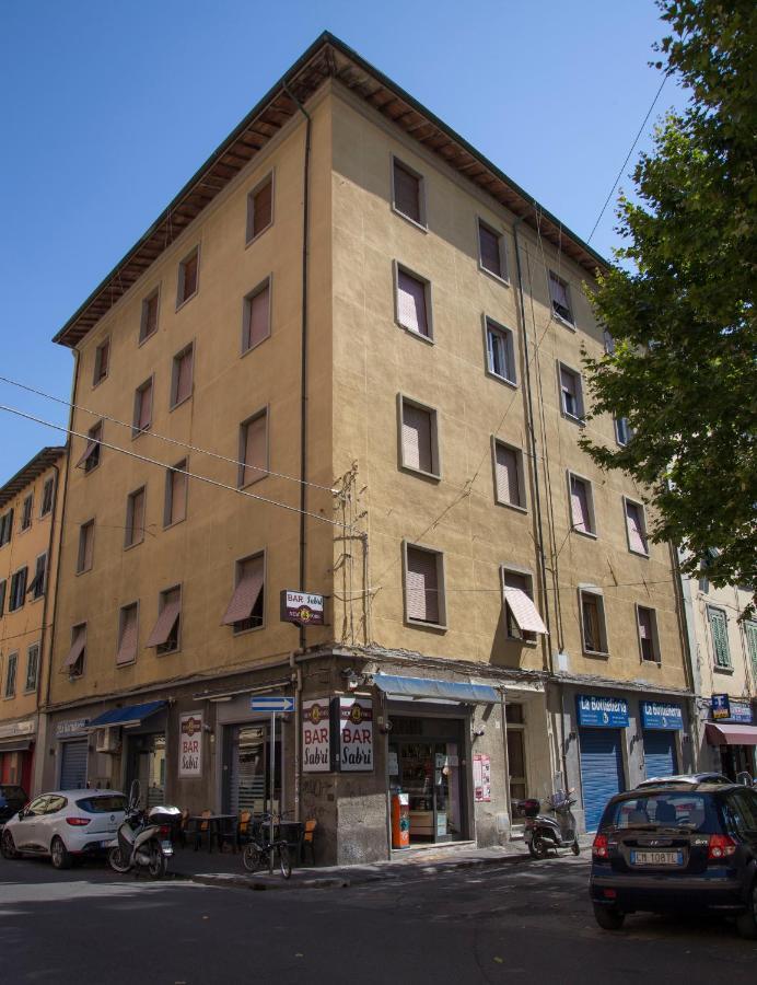 Luxurio Rooms With Baths Livorno Exterior foto